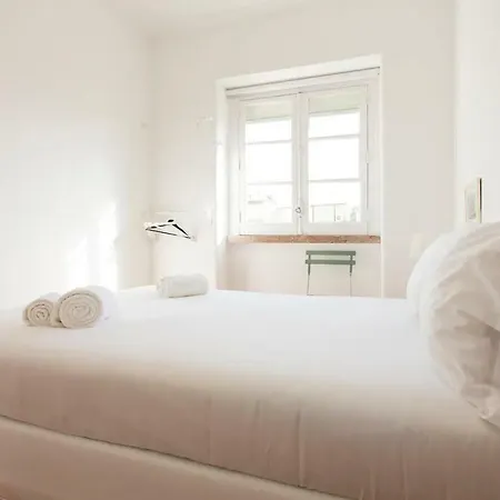Luminous Tailor Made 2 Bedroom 아파트