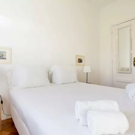 Luminous Tailor Made 2 Bedroom Appartement